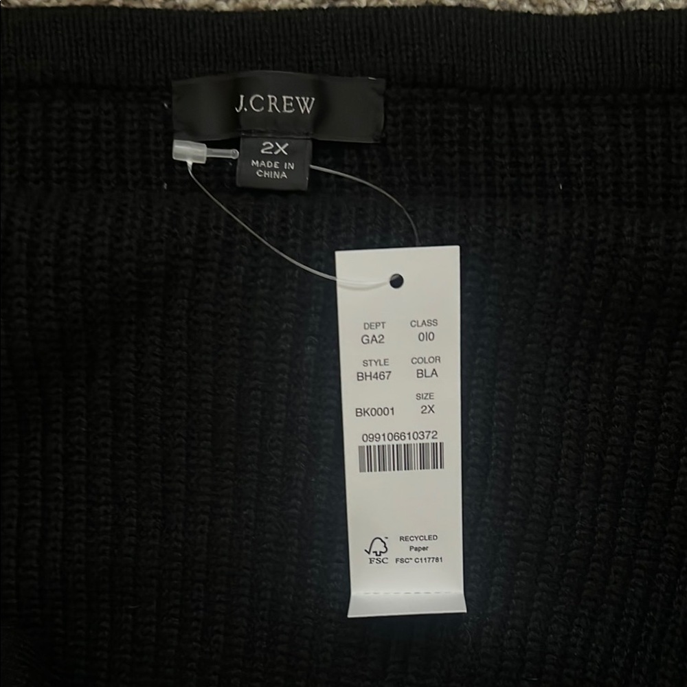 GAP Black Ribbed Halter Top - Picture 2 of 2
